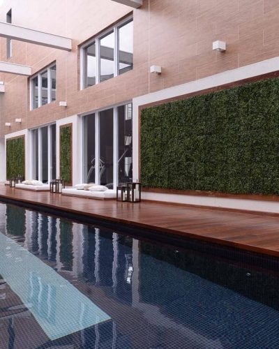 Piscina coberta com raia de 25m