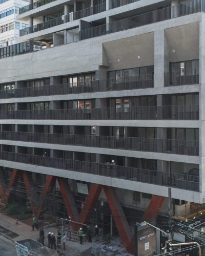 UAPÉ - Vista Geral fachada apartamentos NR